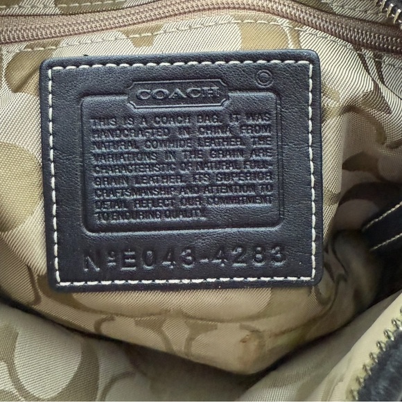 Vintage Coach Soho Leather Hobo Shoulder Bag Black Stitch Trim detail - Picture 3 of 5